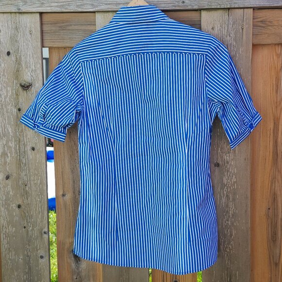CLASSY BIZ Collection Button Down Navy and White Stripe Shirt Women's Size 2 - Picture 4 of 5